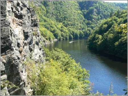 stěny Mařenky nad Vltavou