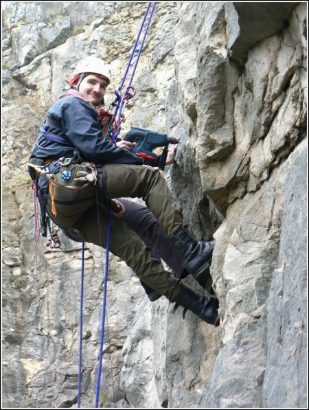 práce v závěsu Obrazek