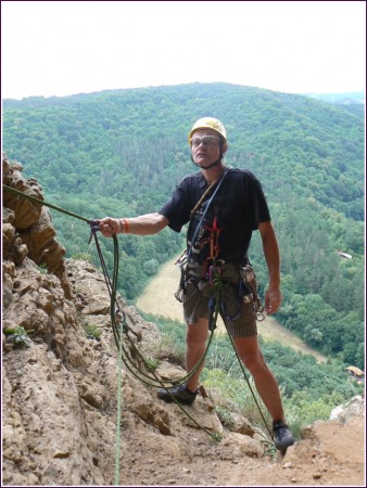 štand v jeskyni Obrazek